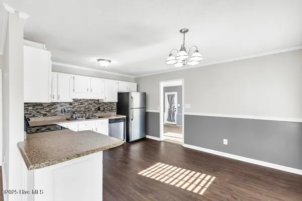 $1,500 | 350 Lands End Lane, Jacksonville, NC 28540