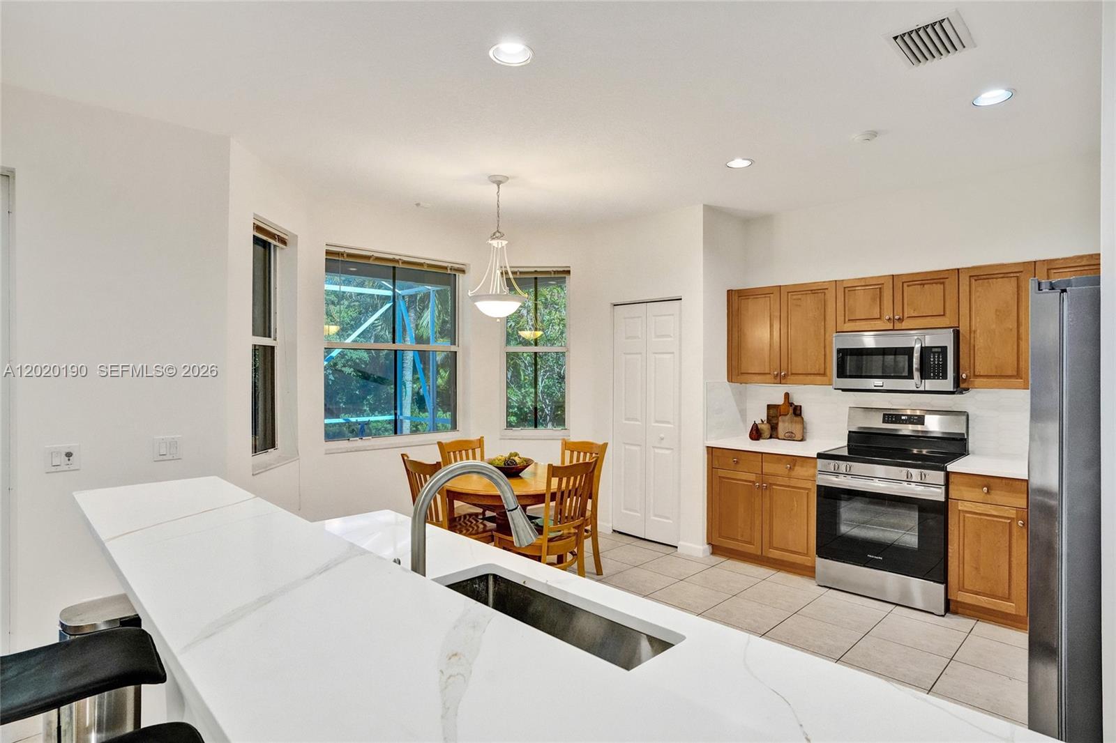 4452 Stone Ridge Way Weston, FL 33331 - Photo 13 of 47 Photo 13