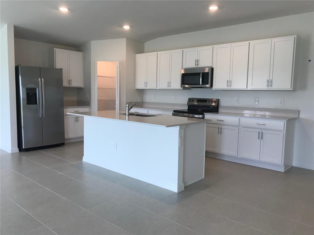 869 Hour Glass Road Lakeland, FL 33801 - Photo 16 of 18