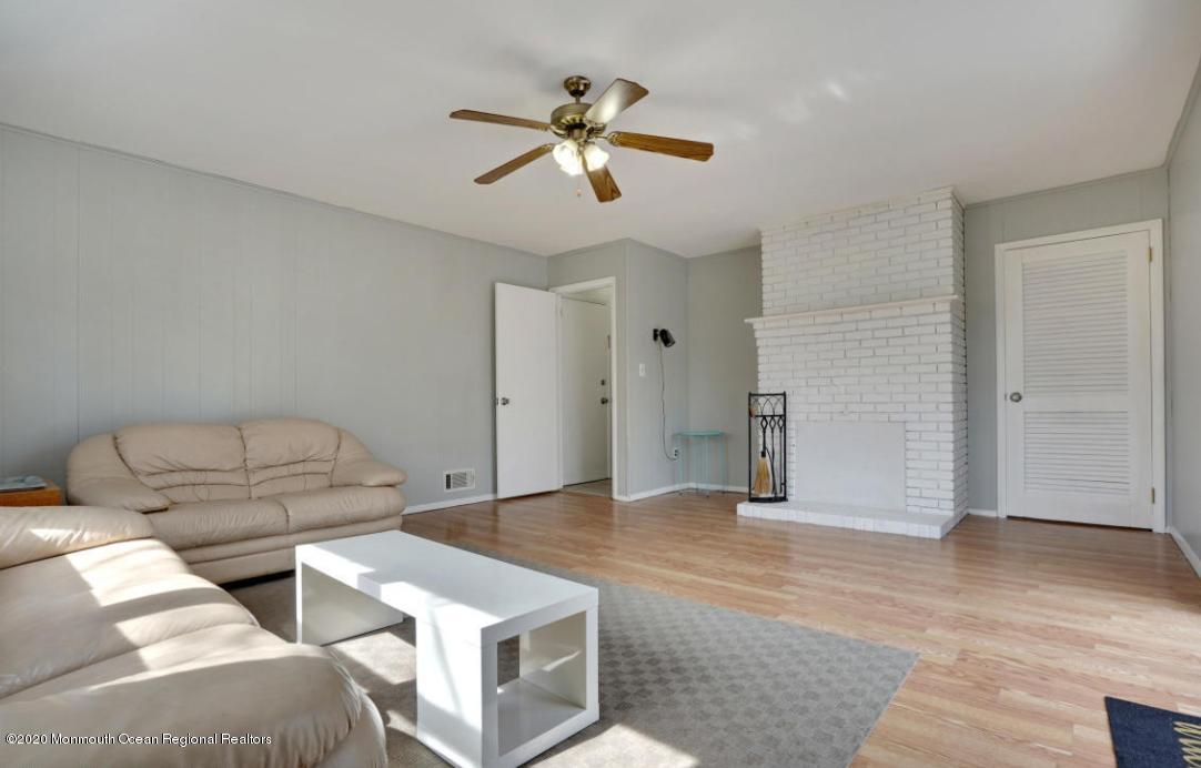 Living room 2
