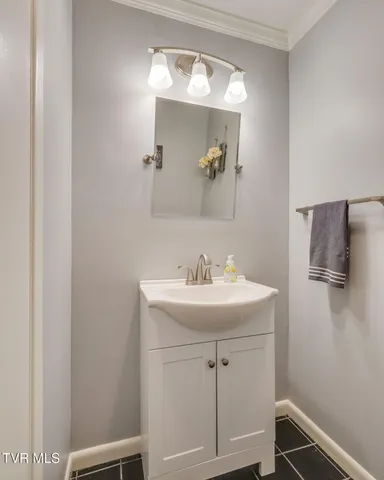 $575,000 | 708 Thornwood Place, Kingsport, TN 37660