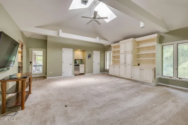 $575,000 | 708 Thornwood Place, Kingsport, TN 37660