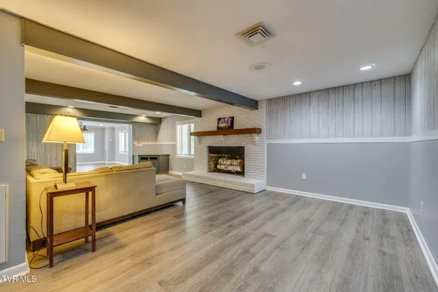 $575,000 | 708 Thornwood Place, Kingsport, TN 37660