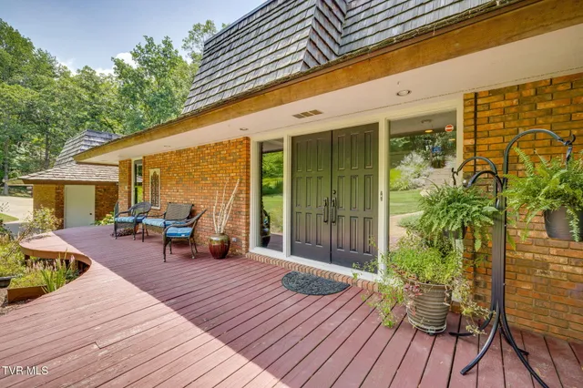 $575,000 | 708 Thornwood Place, Kingsport, TN 37660