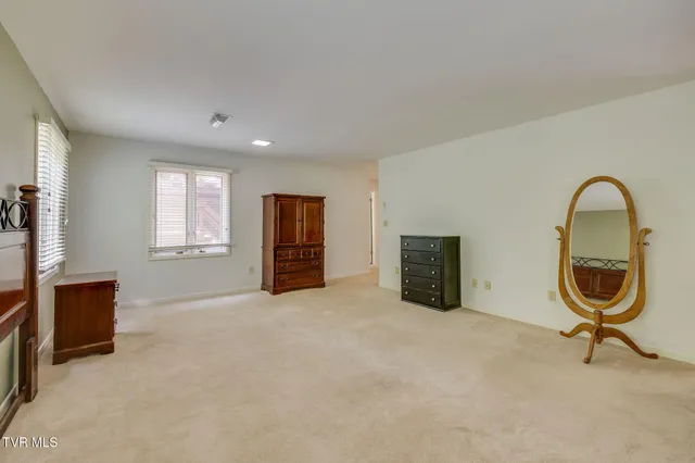 $575,000 | 708 Thornwood Place, Kingsport, TN 37660