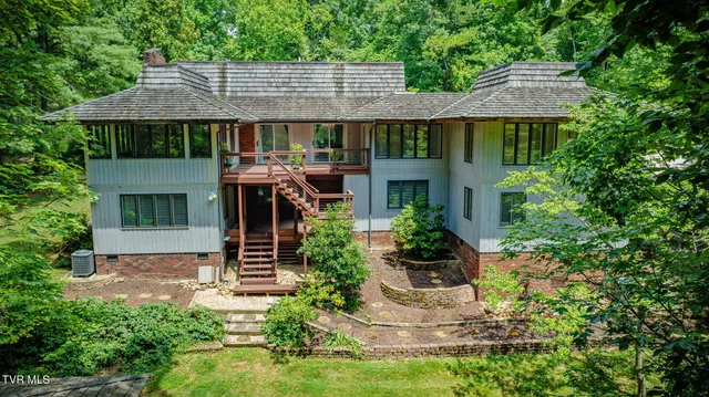 $575,000 | 708 Thornwood Place, Kingsport, TN 37660