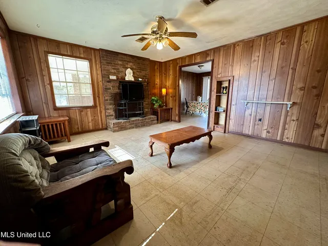 $104,900 | 409 Stonybrook Trail Southeast, Bogue Chitto, MS 39629