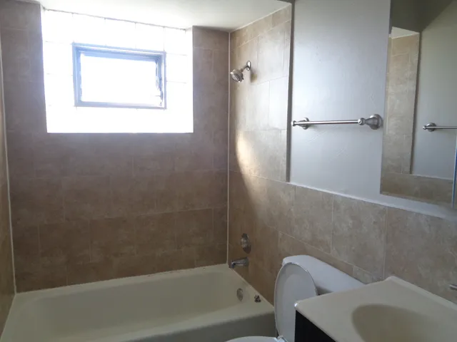 $1,625 | 8149 83rd Place, Unit 6, Justice, IL 60458