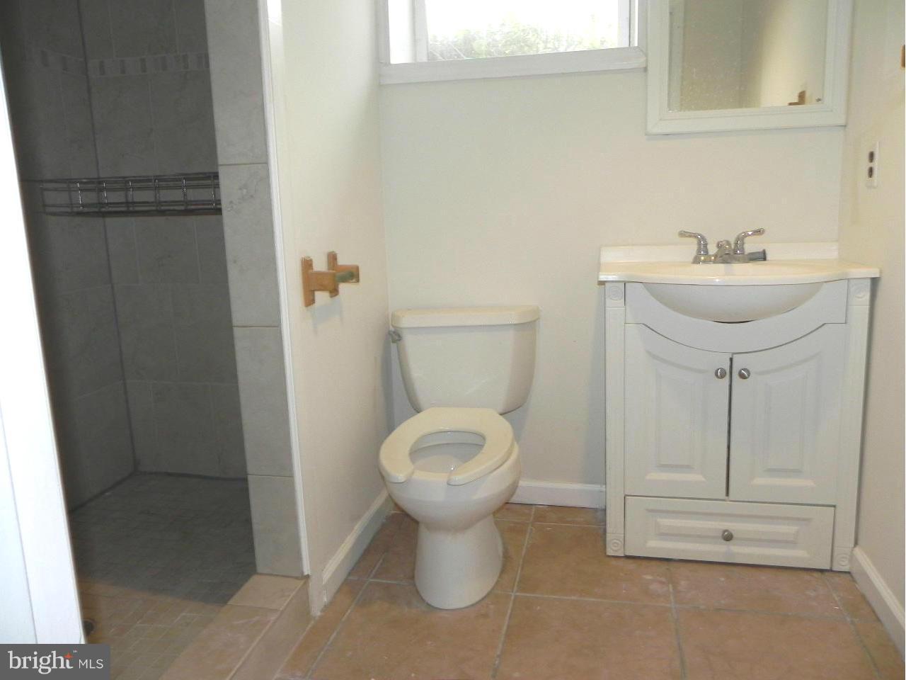 26727 Ridge Road Damascus, MD 20872 - Photo 25 of 30 Basement Full Bath