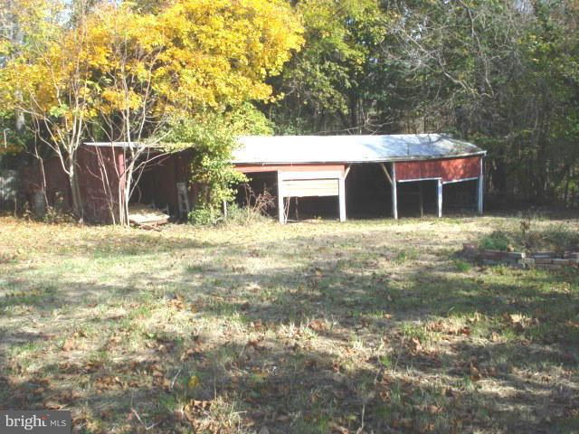 26727 Ridge Road Damascus, MD 20872 - Photo 29 of 30 4 bay shed