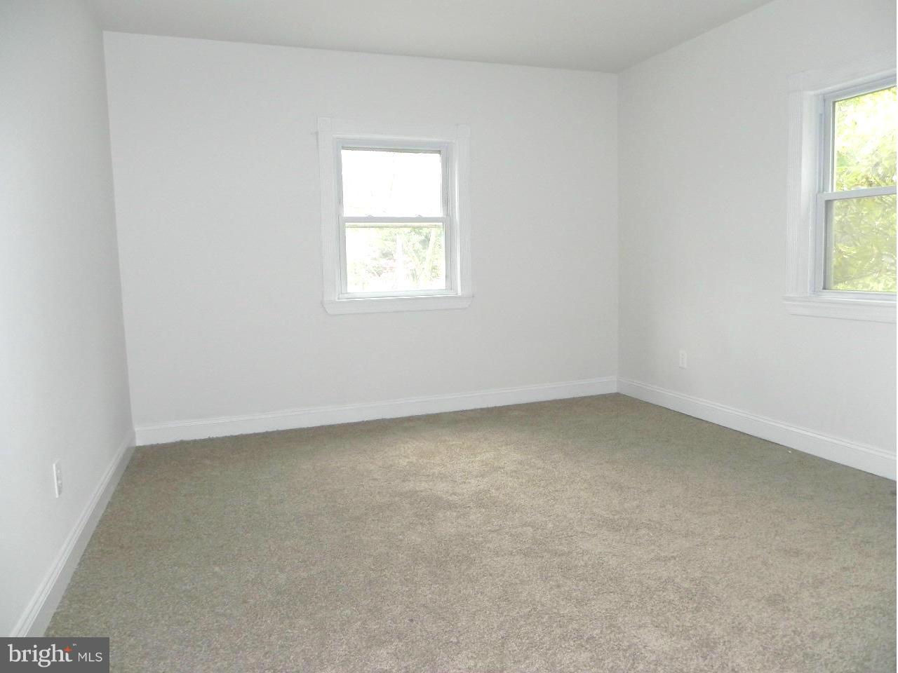 26727 Ridge Road Damascus, MD 20872 - Photo 8 of 30 Bedroom 1a