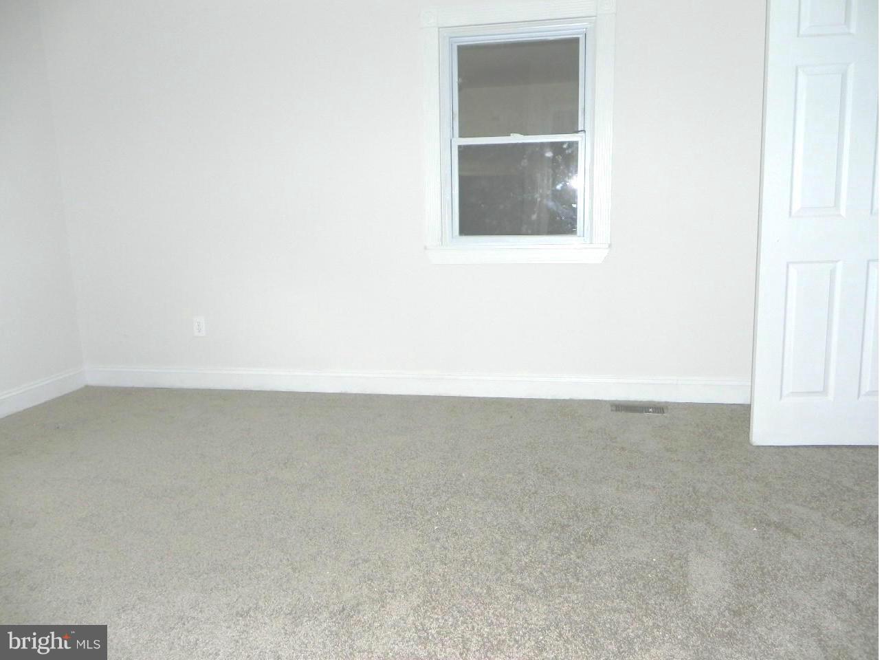 26727 Ridge Road Damascus, MD 20872 - Photo 10 of 30 Bedroom 2a