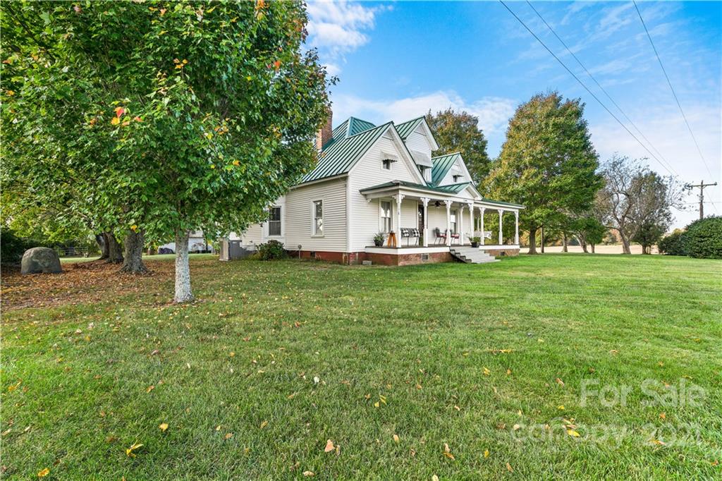 1694 Ostwalt Amity Road Cleveland, NC 27013 - Photo 2 of 32 Gallery Image 2