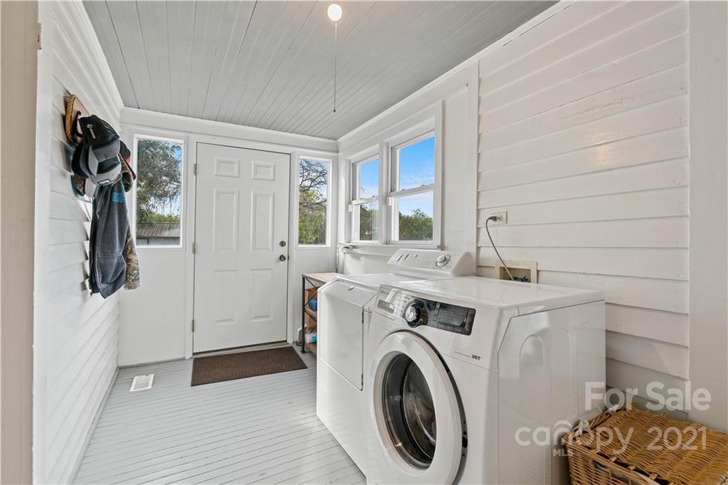 1694 Ostwalt Amity Road Cleveland, NC 27013 - Photo 10 of 32 Gallery Image 10