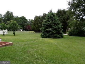 5840 Stephen Reid Road Huntingtown, MD 20639 - Photo 20 of 30 Gorgeous Grounds