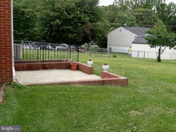 5840 Stephen Reid Road Huntingtown, MD 20639 - Photo 21 of 30 Concrete & Brick Patio