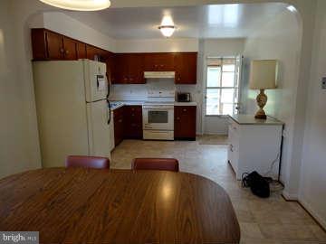 5840 Stephen Reid Road Huntingtown, MD 20639 - Photo 7 of 30 Extra Large Eat-In Kitchen