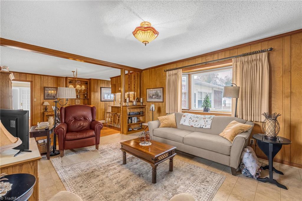 5009 Wainwright Road McLeansville, NC 27301 - Photo 13 of 37