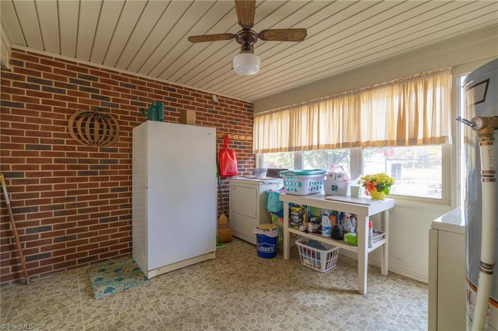 5009 Wainwright Road McLeansville, NC 27301 - Photo 26 of 37