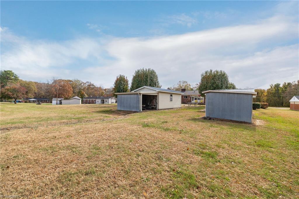 5009 Wainwright Road McLeansville, NC 27301 - Photo 36 of 37