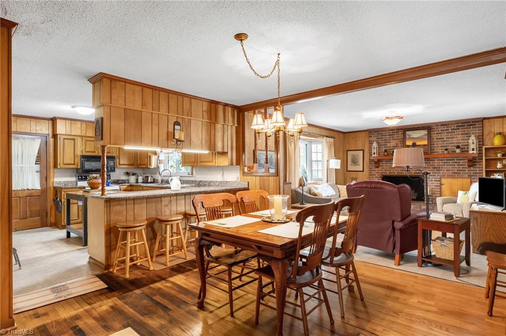 5009 Wainwright Road McLeansville, NC 27301 - Photo 9 of 37