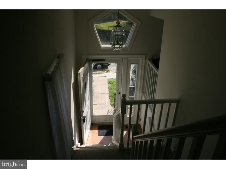 3145 Birch Road Philadelphia, PA 19154 - Photo 6 of 13 Foyer