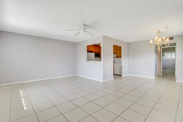 $1,500 | 175 Valencia H, Delray Beach, FL 33446