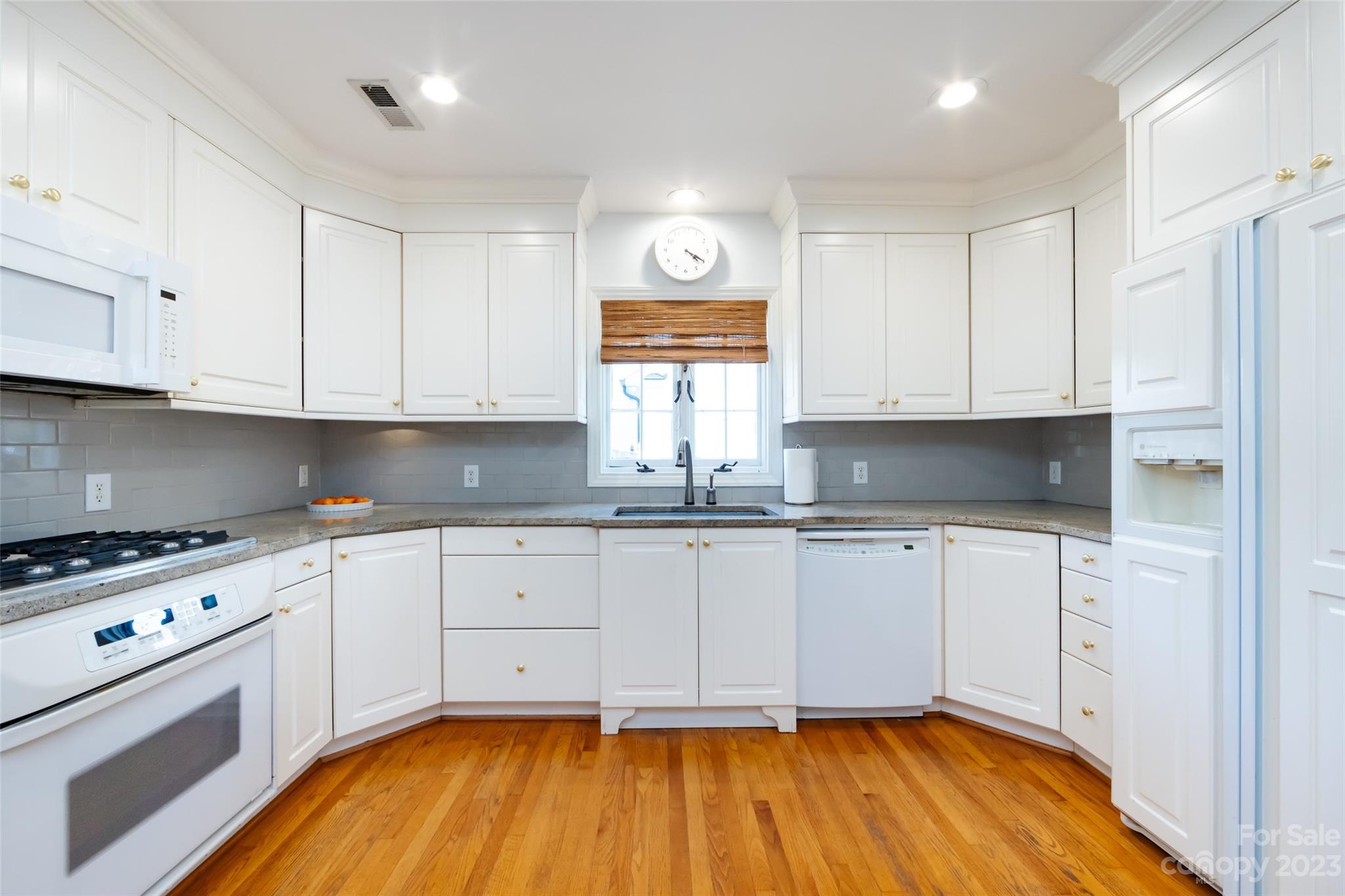 2519 Hatherly Road Charlotte, NC 28209 - Photo 15 of 42 Gallery Image 15