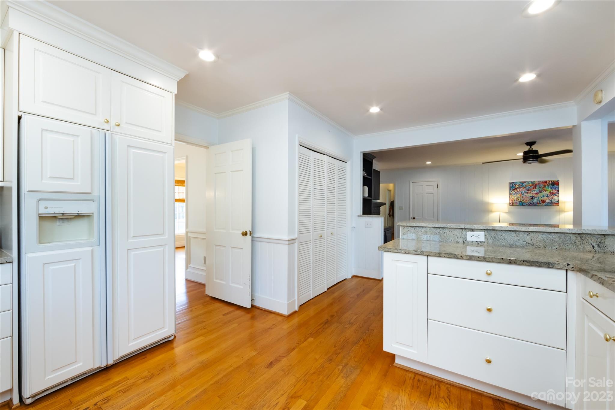 2519 Hatherly Road Charlotte, NC 28209 - Photo 16 of 42 Gallery Image 16