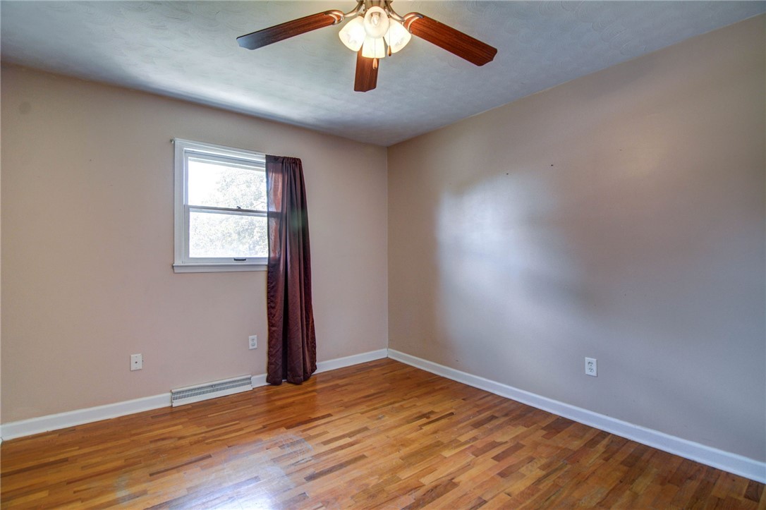 1838 Midland Road Decatur, IL 62521 - Photo 21 of 37 Gallery Image 21