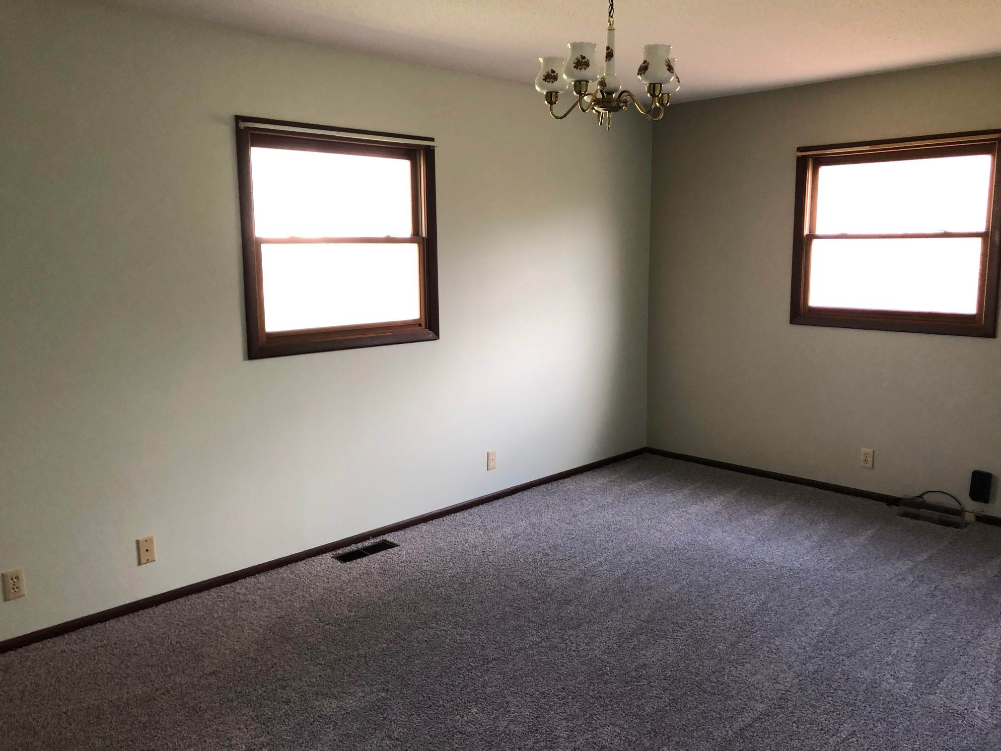 720 East 12th Street Rochester, IN 46975 - Photo 8 of 11