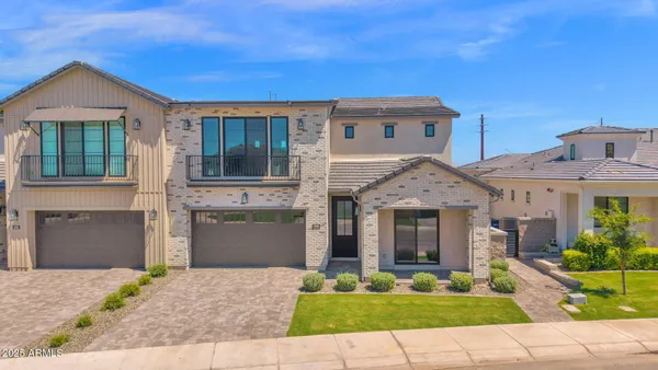 $1,195,000 | 2648 East Longhorn Court, Gilbert, AZ 85297