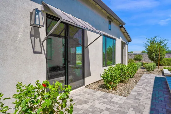 $1,195,000 | 2648 East Longhorn Court, Gilbert, AZ 85297