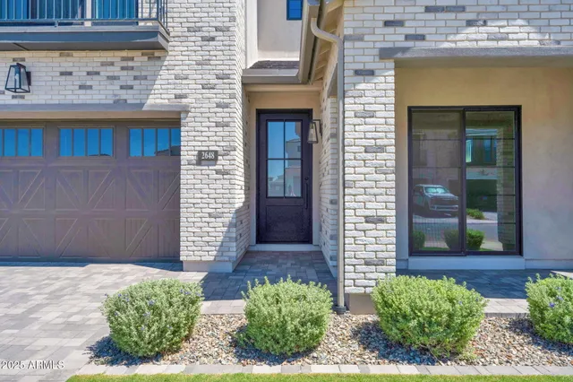 $1,195,000 | 2648 East Longhorn Court, Gilbert, AZ 85297