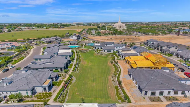 $1,195,000 | 2648 East Longhorn Court, Gilbert, AZ 85297