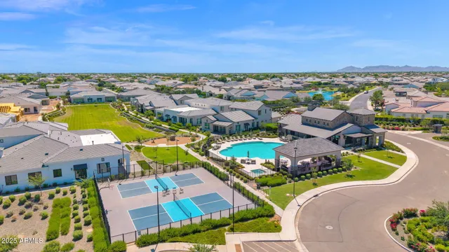 $1,195,000 | 2648 East Longhorn Court, Gilbert, AZ 85297