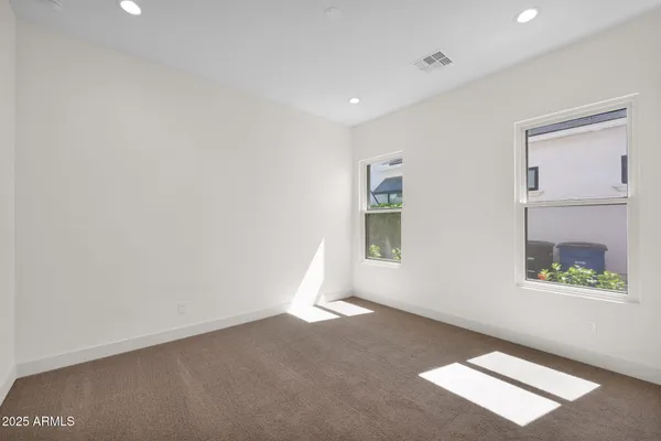 $1,195,000 | 2648 East Longhorn Court, Gilbert, AZ 85297