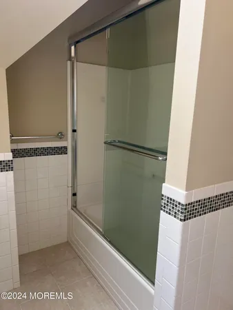$3,300 | 84 McLaren Street, Red Bank, NJ 07701