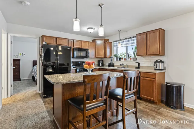 $324,900 | 14057 Olin Lakes Drive, Cedar Springs, MI 49319