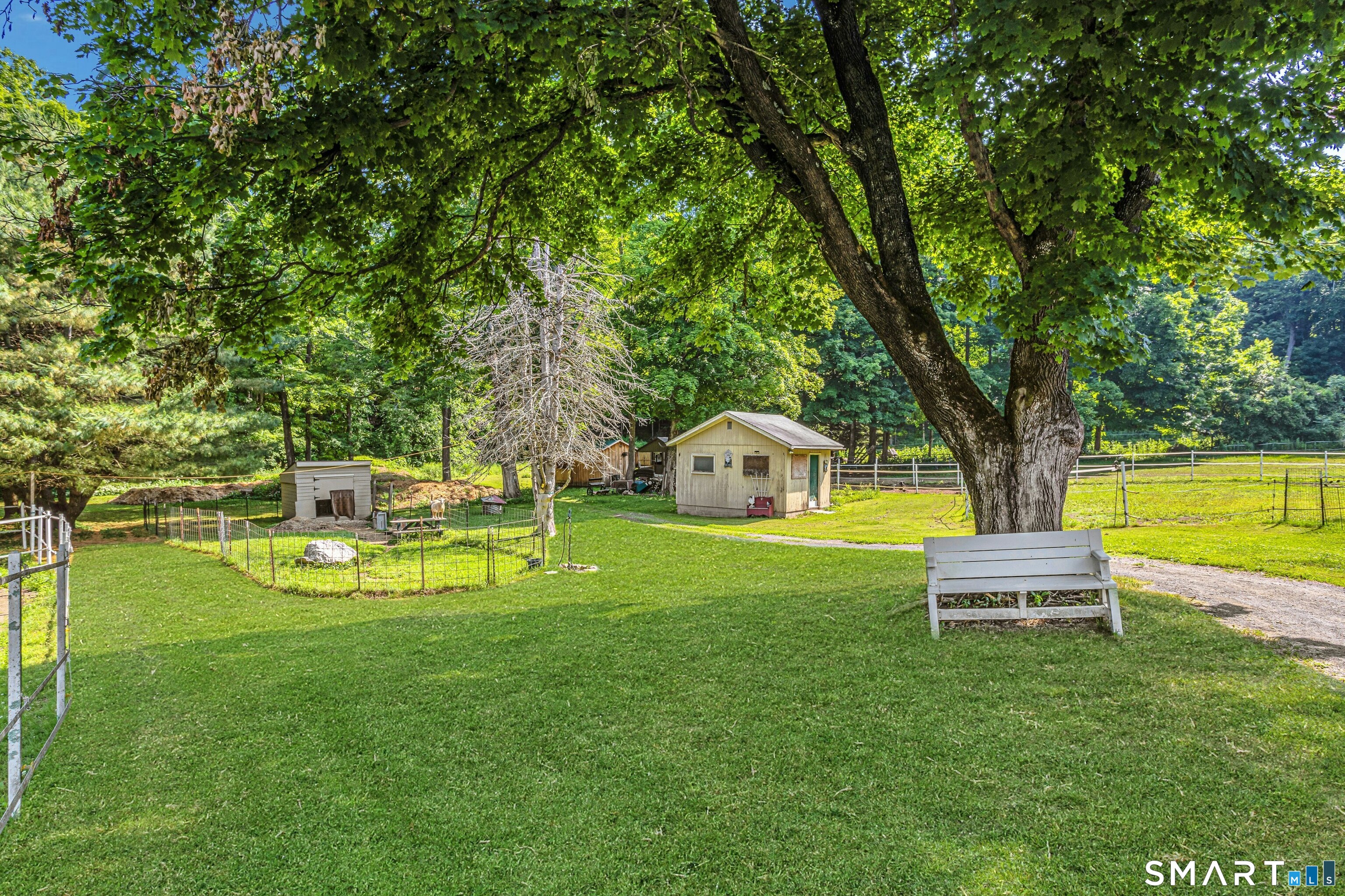 92 Minortown Road Woodbury, CT 06798 - Photo 21 of 33