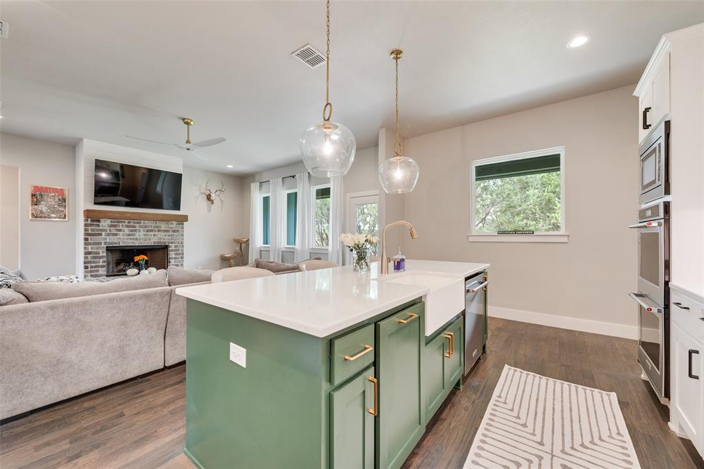 301 Sharla Smelley Road Weatherford, TX 76088 - Photo 11 of 35 Gallery Image 11