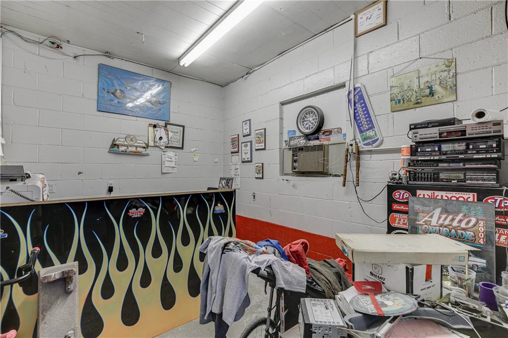 1793 Johnson Road Cumming, GA 30040 - Photo 8 of 20