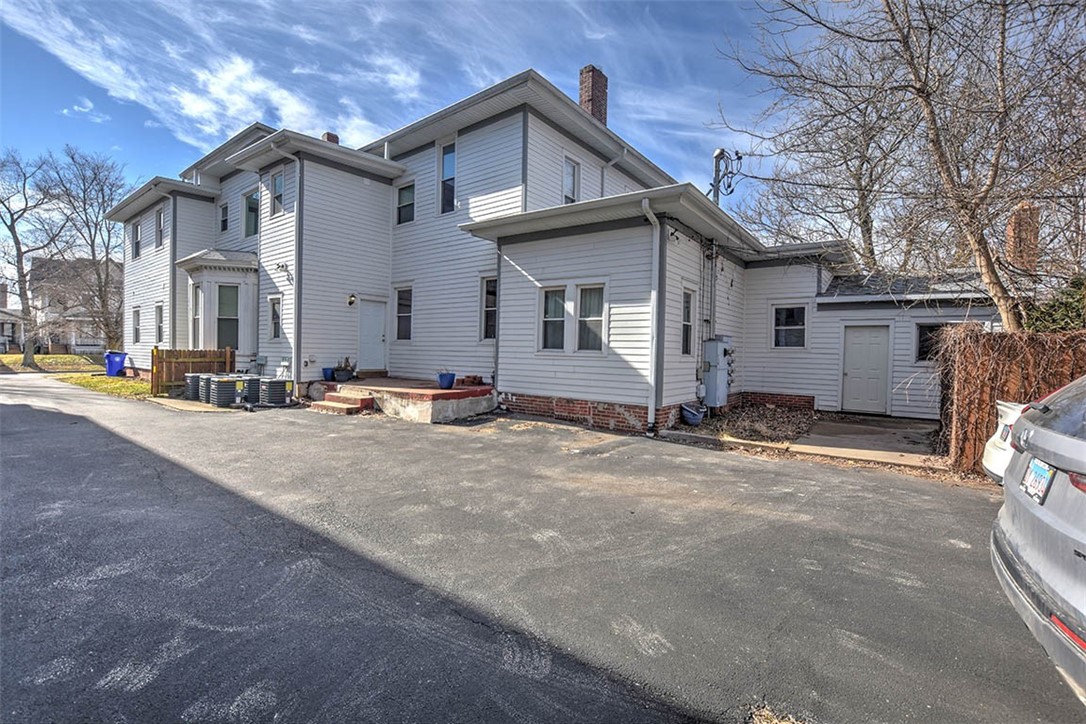 554-562 West Main Street Decatur, IL 62522 - Photo 9 of 48 Gallery Image 9