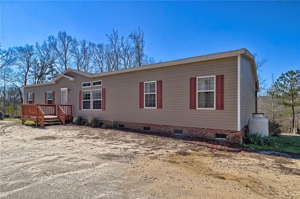 1993 Jones Road Bethune, SC 29009 - Photo 8 of 29 Gallery Image 8