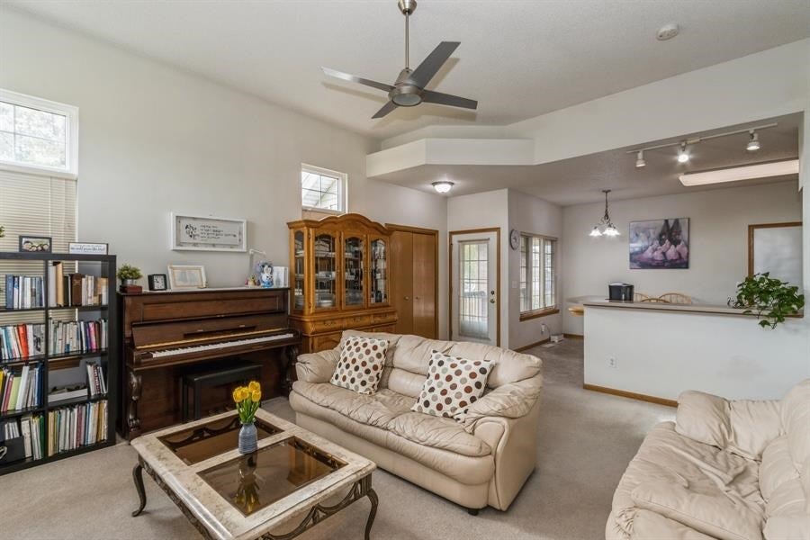 1601 Ranier Drive Iowa City, IA 52246 - Photo 4 of 25 Gallery Image 4