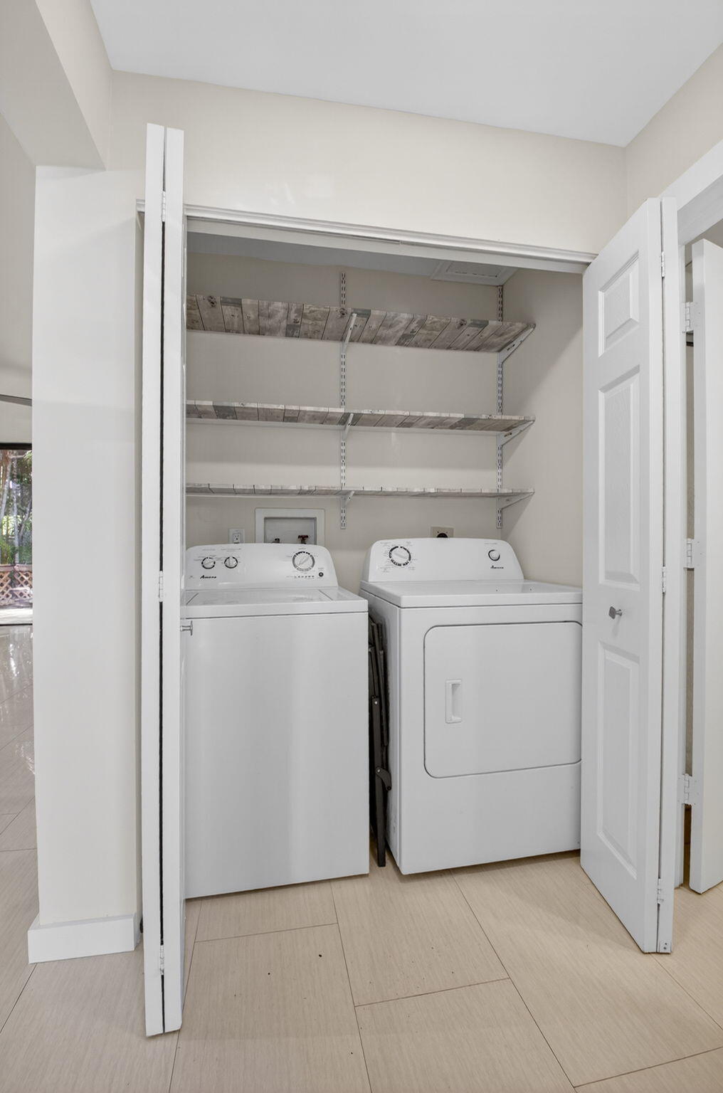 5845 Fox Hollow Drive, Unit A Boca Raton, FL 33486 - Photo 21 of 50 Washer/Dryer