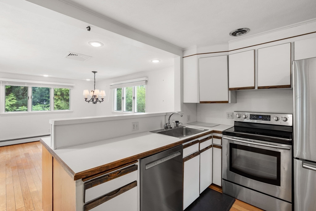 25 Countryside Lane Marblehead, MA 01945 - Photo 14 of 41