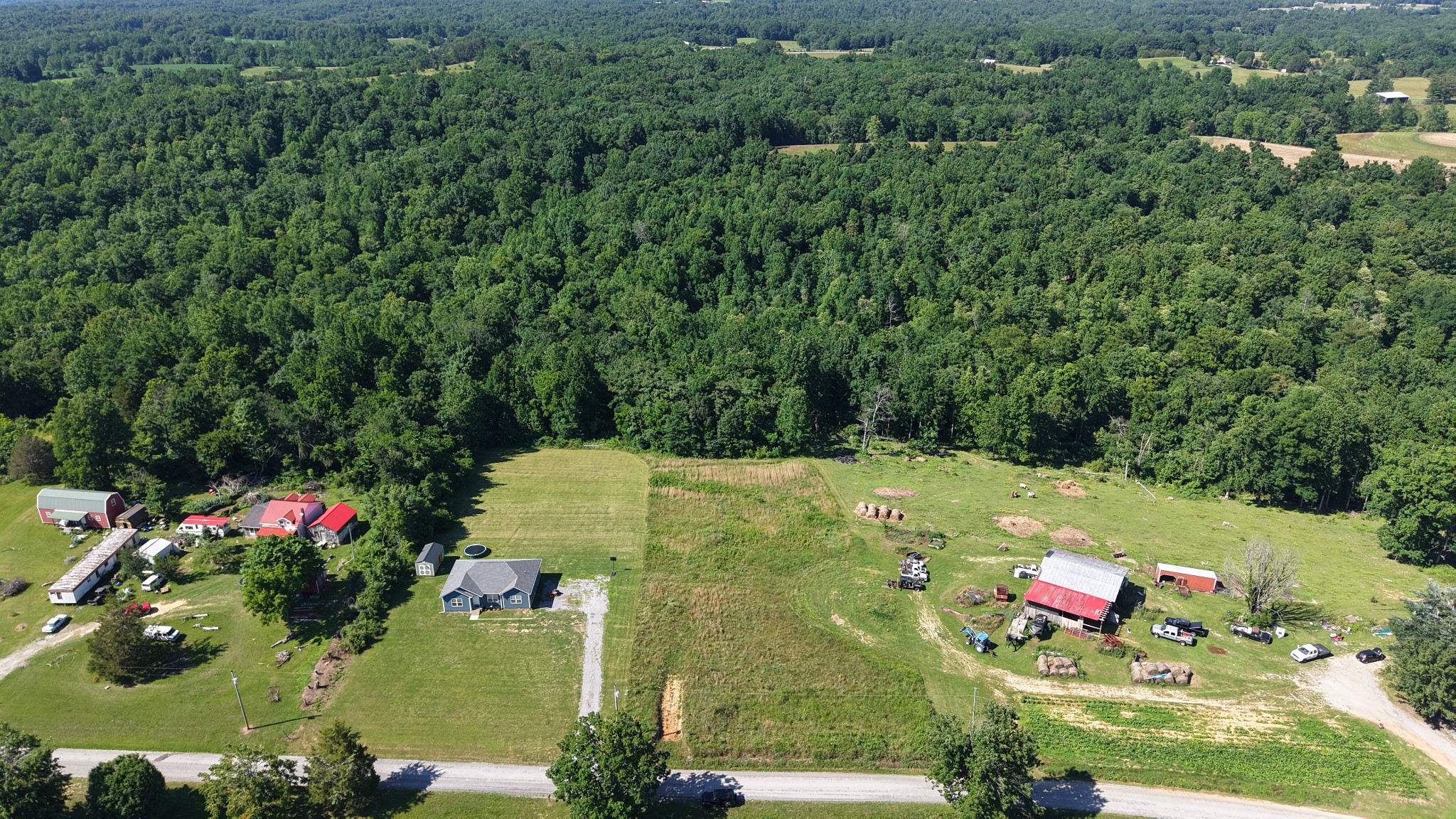 2 Hawkins Road Westmoreland, TN 37186 - Photo 6 of 13