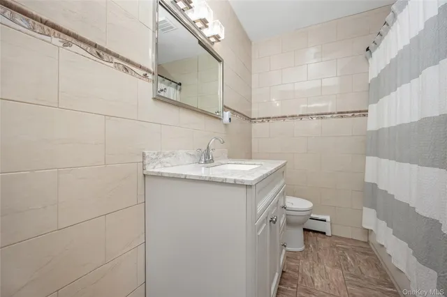 $320,000 | 700 Broadway, Unit 28, Amityville, NY 11701