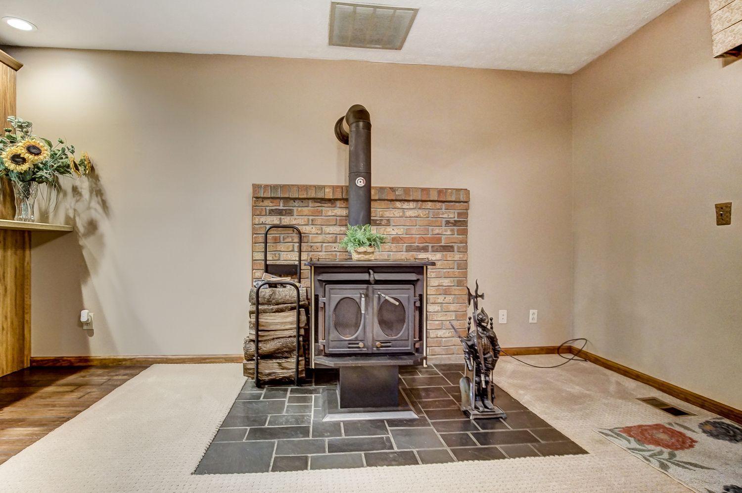 2255 Ballentine Pike Springfield, OH 45502 - Photo 17 of 57